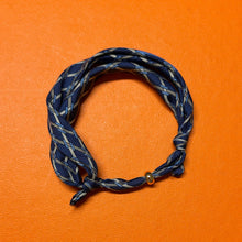 Carica l'immagine nel visualizzatore di Gallery, H- BLEU Bracelet - Hermes® Silk & 18K plated donut