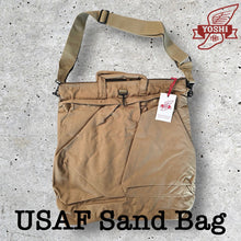 Carica l&#39;immagine nel visualizzatore di Gallery, SAND Borsa USAF - Aviator helmet, Pc/Mac, Bag S/S 2024
