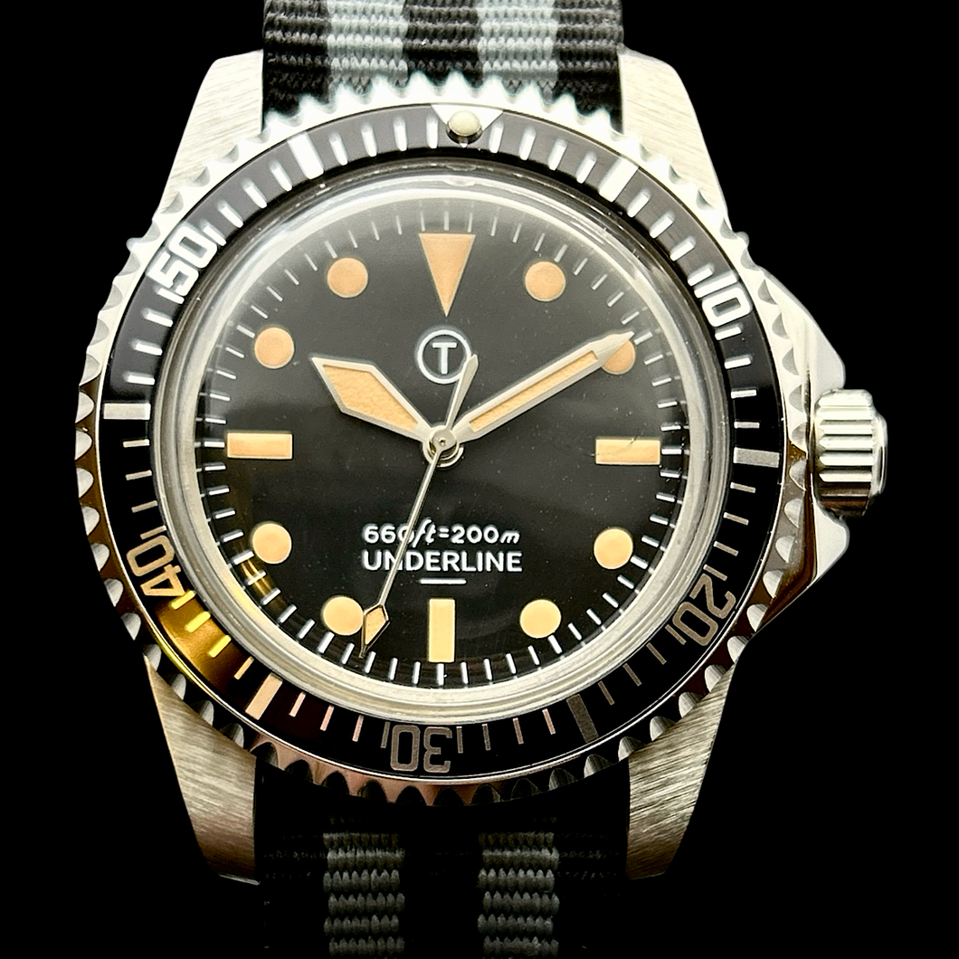 UNDERLINE MILSUB- BLACK BEZEL