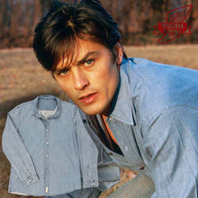 Carica l&#39;immagine nel visualizzatore di Gallery, DENIM CHAMBRAY SHIRT
