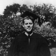 Carica l&#39;immagine nel visualizzatore di Gallery, JFK 1936 SWEATSHIRT

