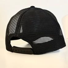 Carica l&#39;immagine nel visualizzatore di Gallery, YOSHI X UNDERLINE SUB TRUCKER
